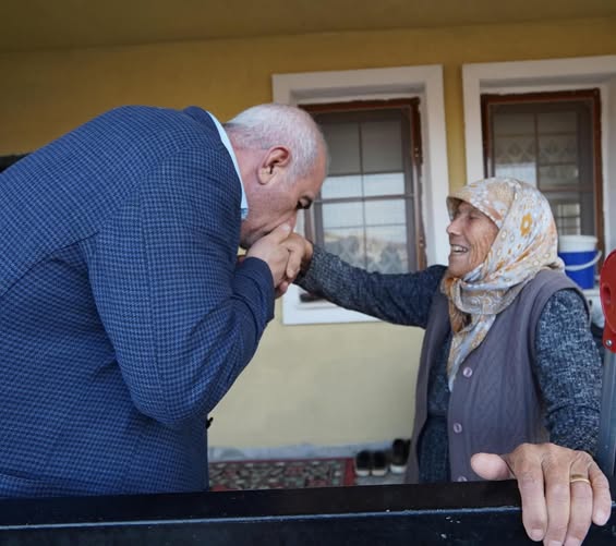 Milletvekili Özhan'dan Anneler Günü Kutlaması