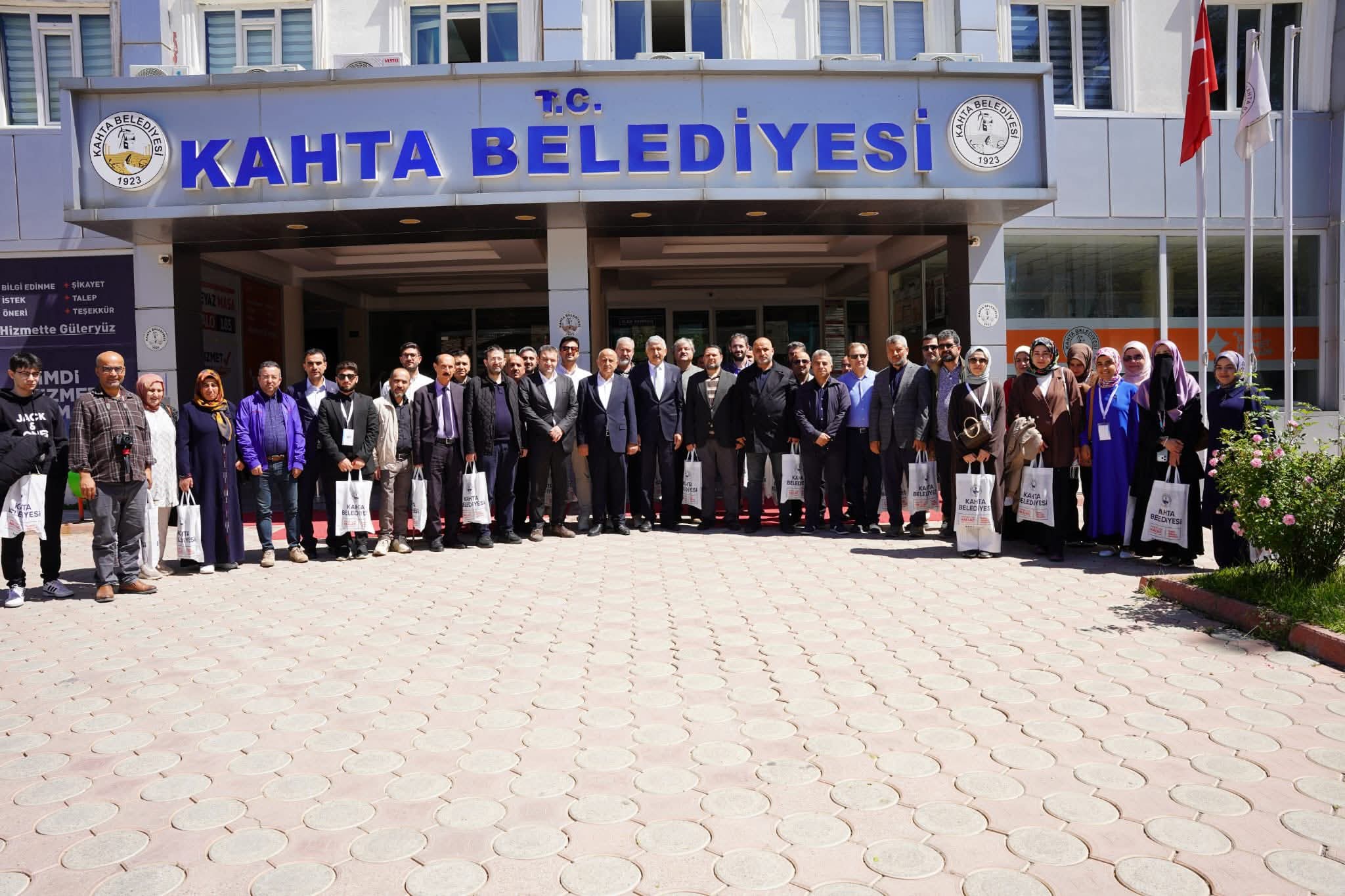 Kâhta Sahabe ve Kardeşlik Hukuku Sempozyumuna Ev Sahipliği Yaptı
