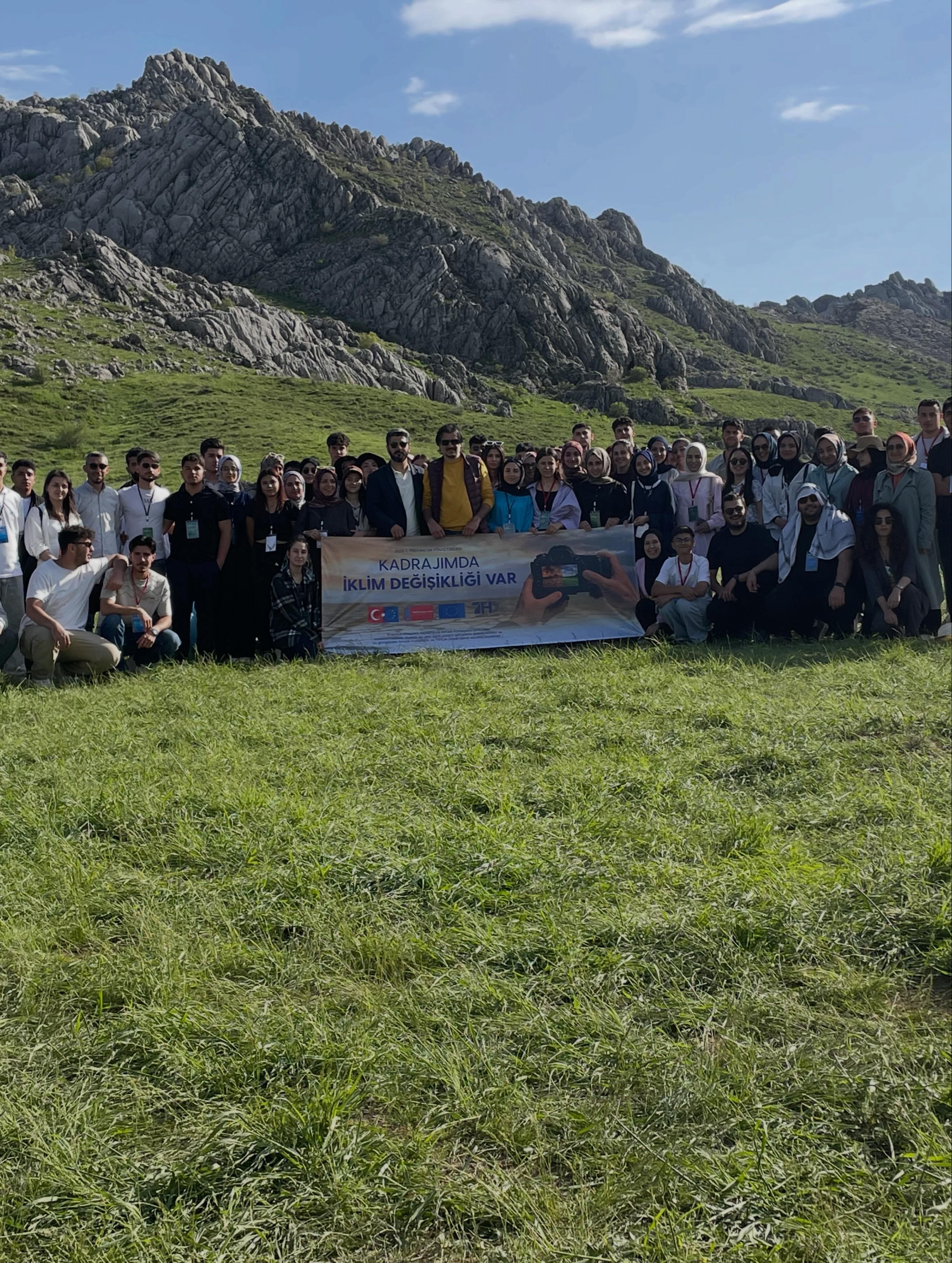 Gerger'de Ters Lale Festivali Doğaseverleri Buluşturdu