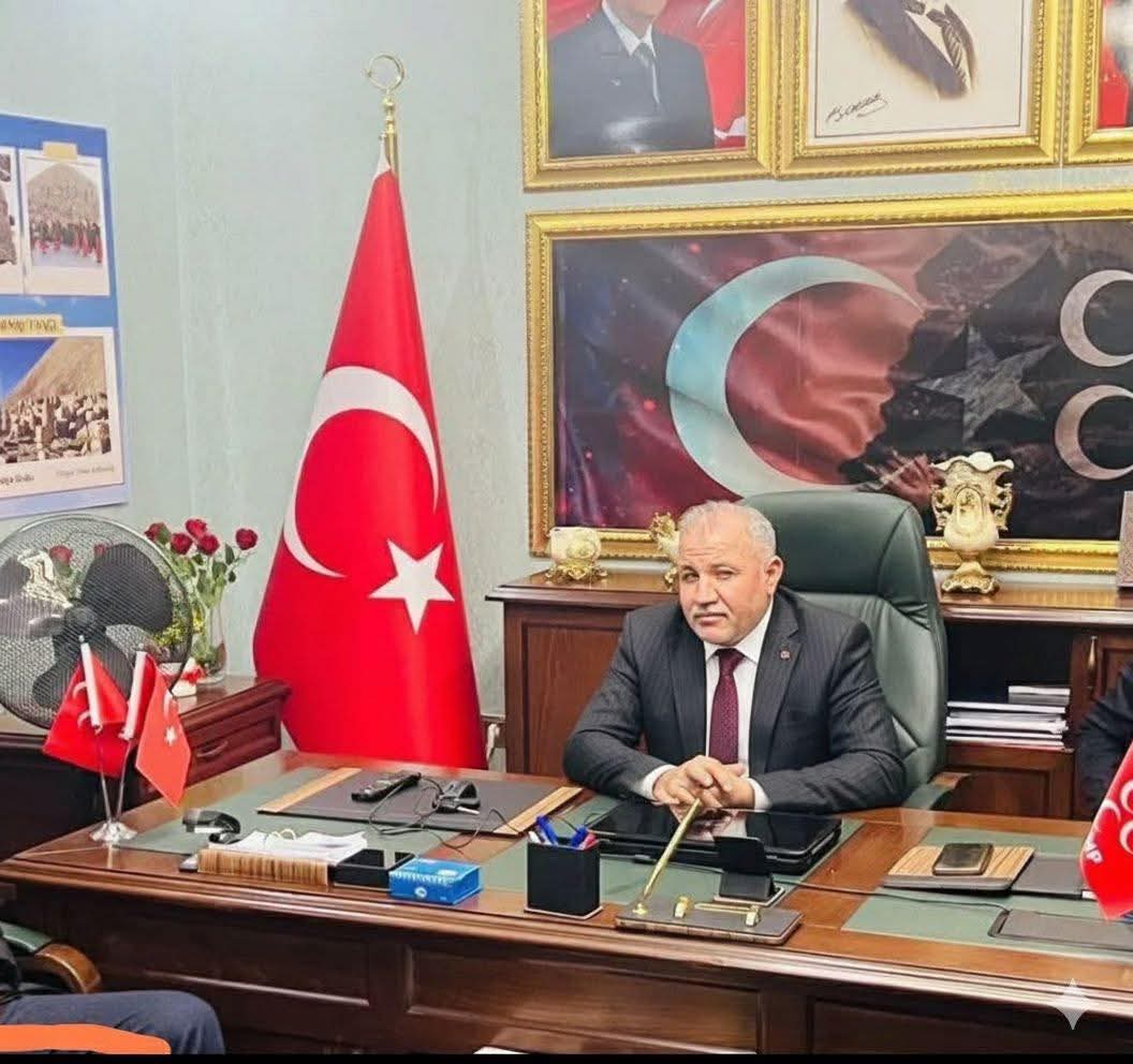 MHP Kahta İlçe Başkanı Görevini Devretti