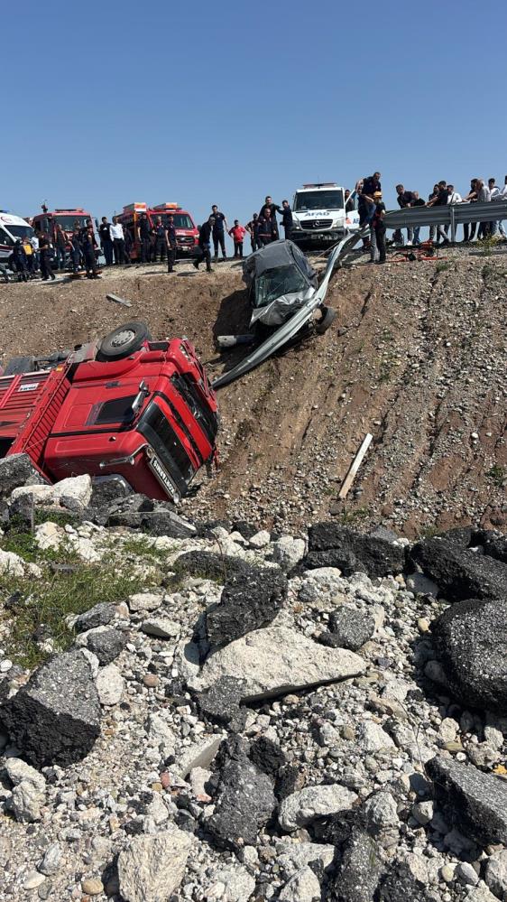 Batman-Diyarbakır Yolunda Feci Kaza: 1 Ölü, 2 Yaralı