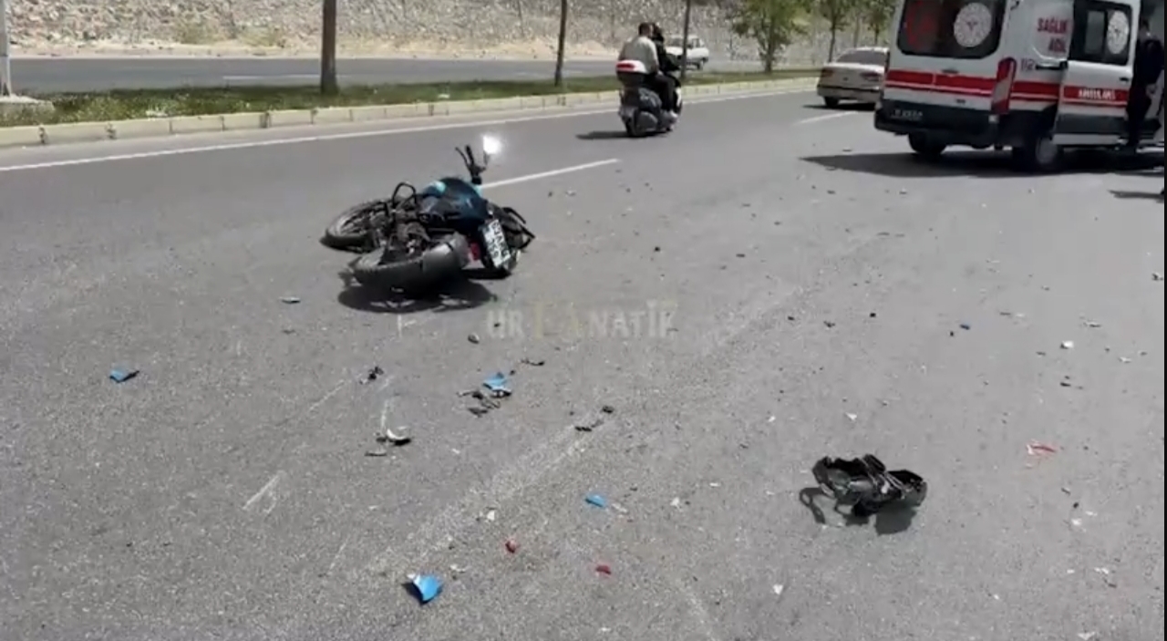 Şanlıurfa'da Trafik Kazası: Motosiklet Sürücüsü Yaralandı