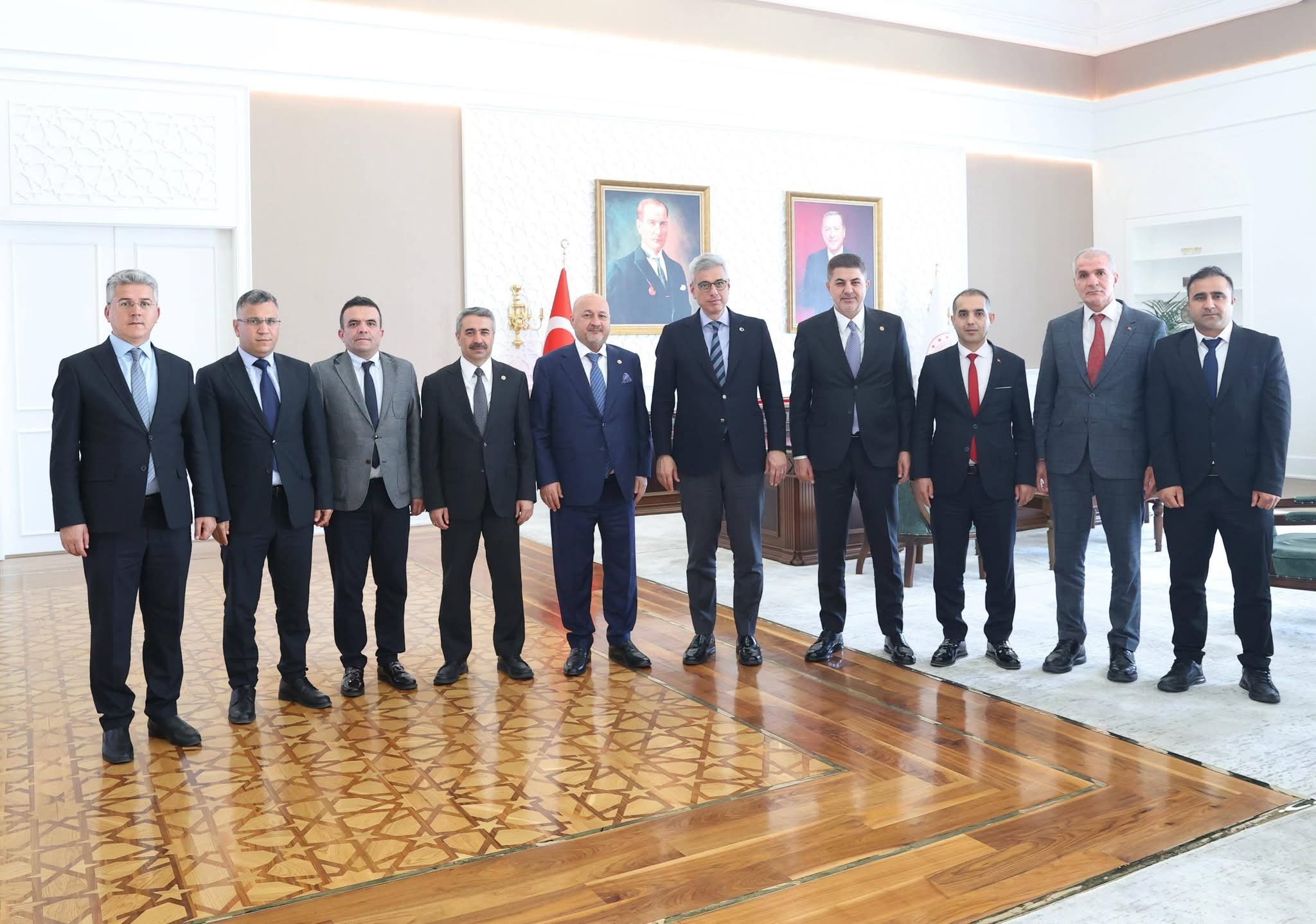 Adıyaman Milletvekilleri Sağlık Bakanı'nı Ziyaret Etti