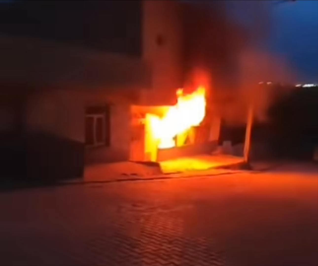 Viranşehir'de Ev Yangını Korkuttu Maddi Hasar Oluştu