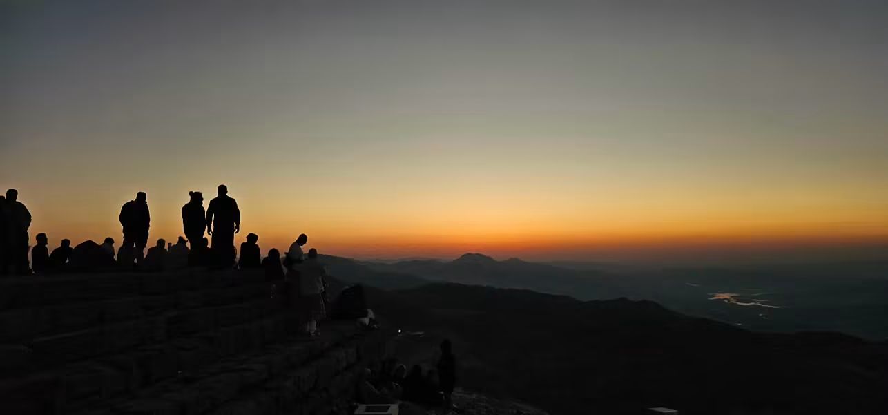 Nemrut Dağında Güneş Bir Başka Doğuyor