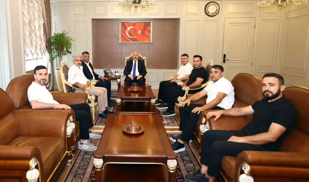 Adıyaman Valiliği'nden Tekstil Sektörüne Destek: Vali Abdullah Küçük İş İnsanlarını Kabul Etti