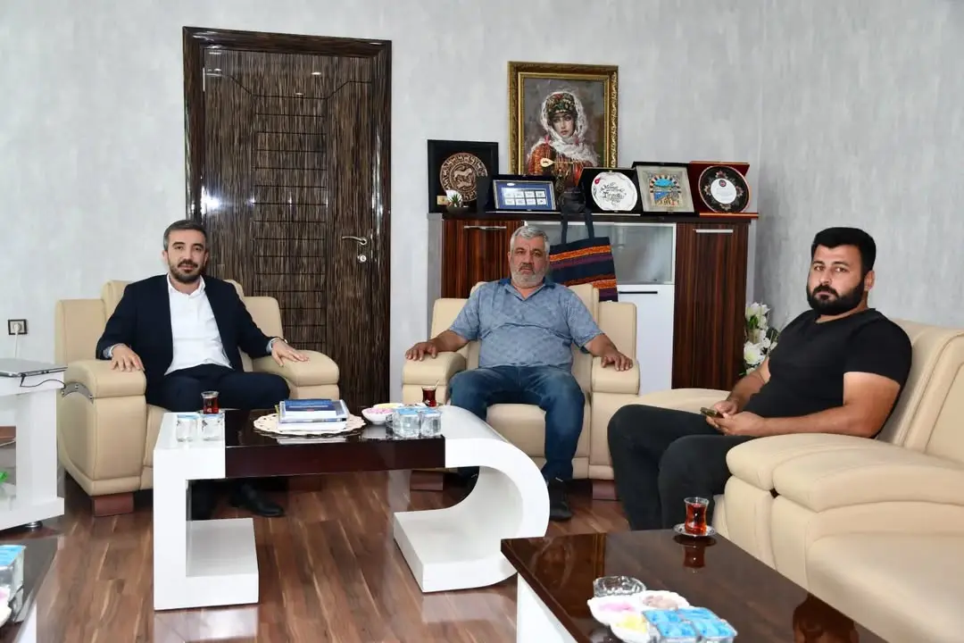 Hasan Uğur, Adıyaman Ticaret ve Sanayi Odası Başkanı Mehmet Torunoğlu'nu Ziyaret Etti