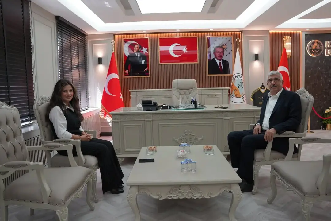 Adıyaman Vali Yardımcısı Emine Karataş, Kahta Belediye Başkanı Mehmet Can Hallaç'ı Ziyaret Etti
