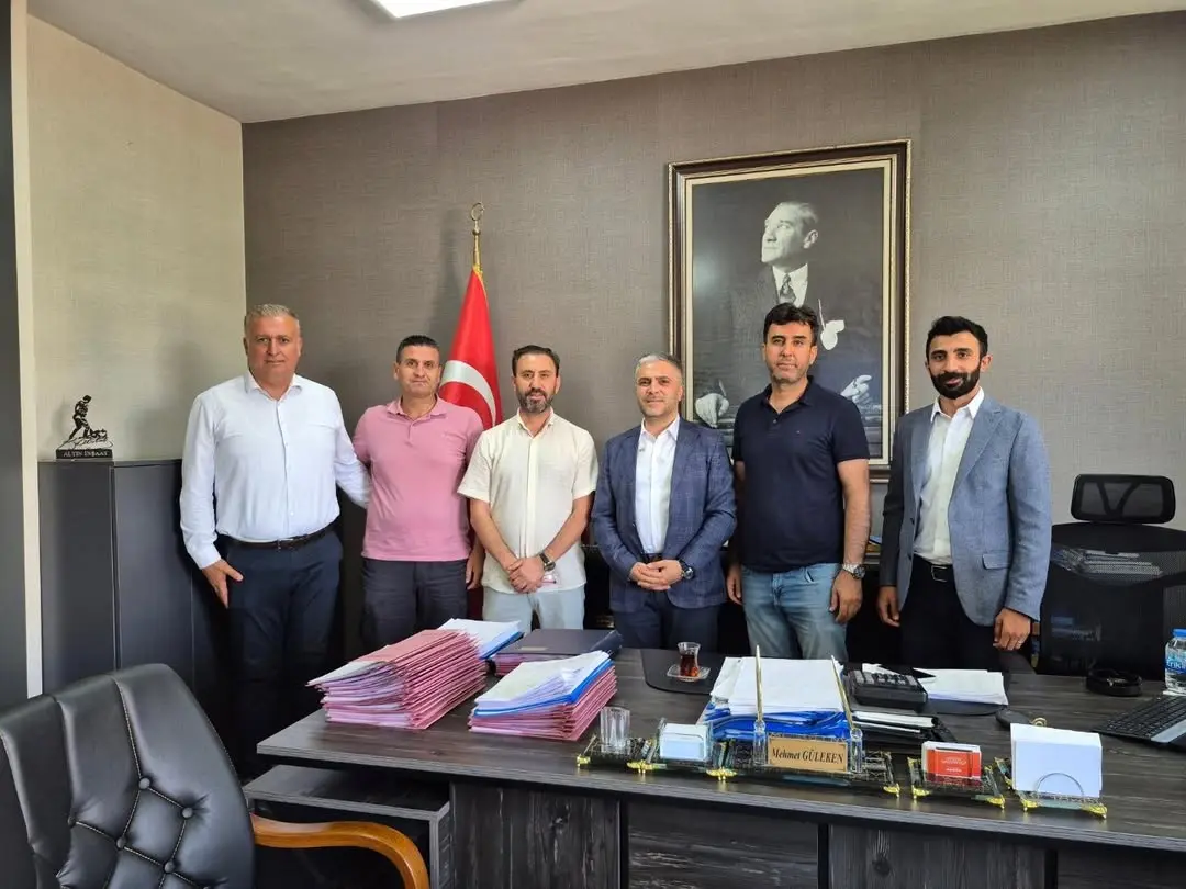 Adıyamanlılar Vakfı Gaziantep Şube Başkanı ve Yönetim Kurulu Gaziantep Büyükşehir Belediyesi'ni Ziyaret Etti