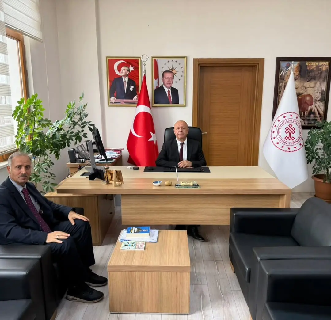 Tarihçi Mehmet Emin Gerger, Adıyaman İl Kültür ve Turizm Müdürü Mehmet Yelken'i Ziyaret Etti