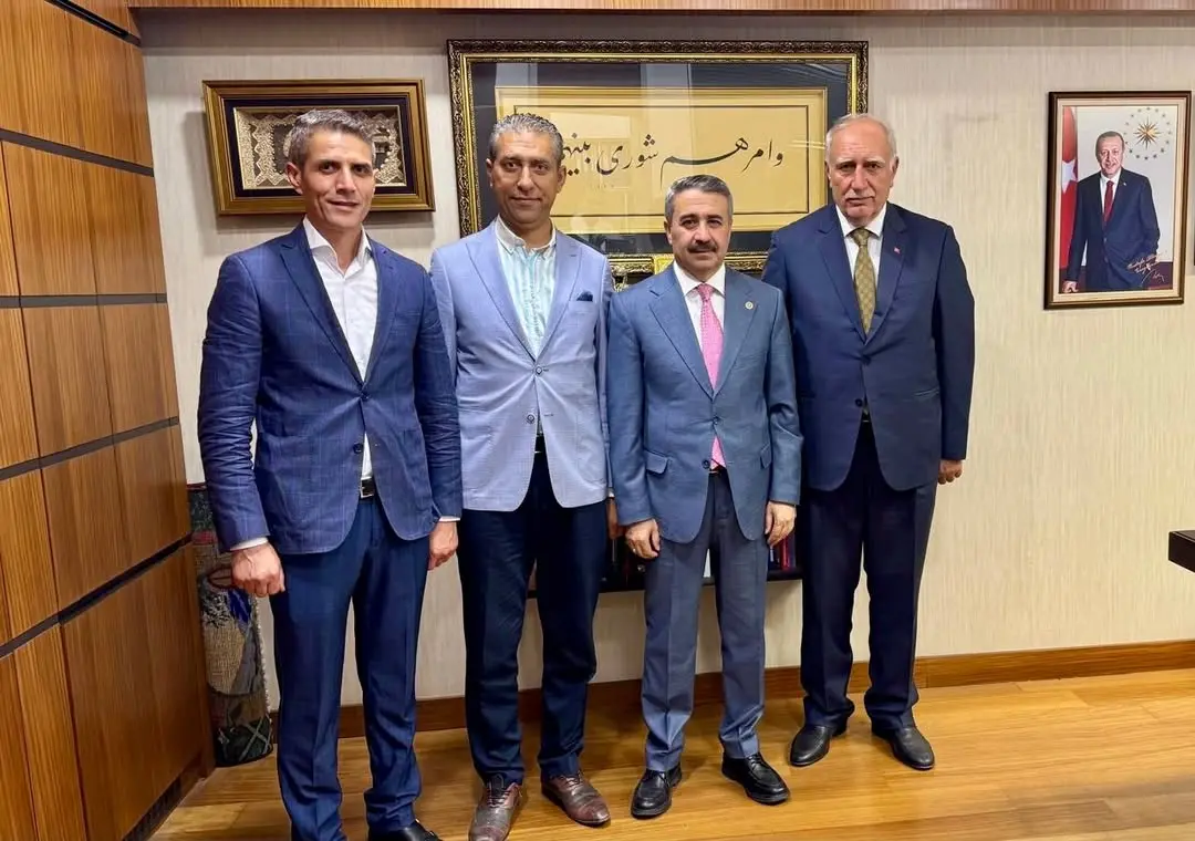 TBMM İnsan Hakları İnceleme Komisyonu Üyesi Avukat Mustafa Alkayış'tan Adıyaman Emekliler Derneği Başkanı'na Teşekkür