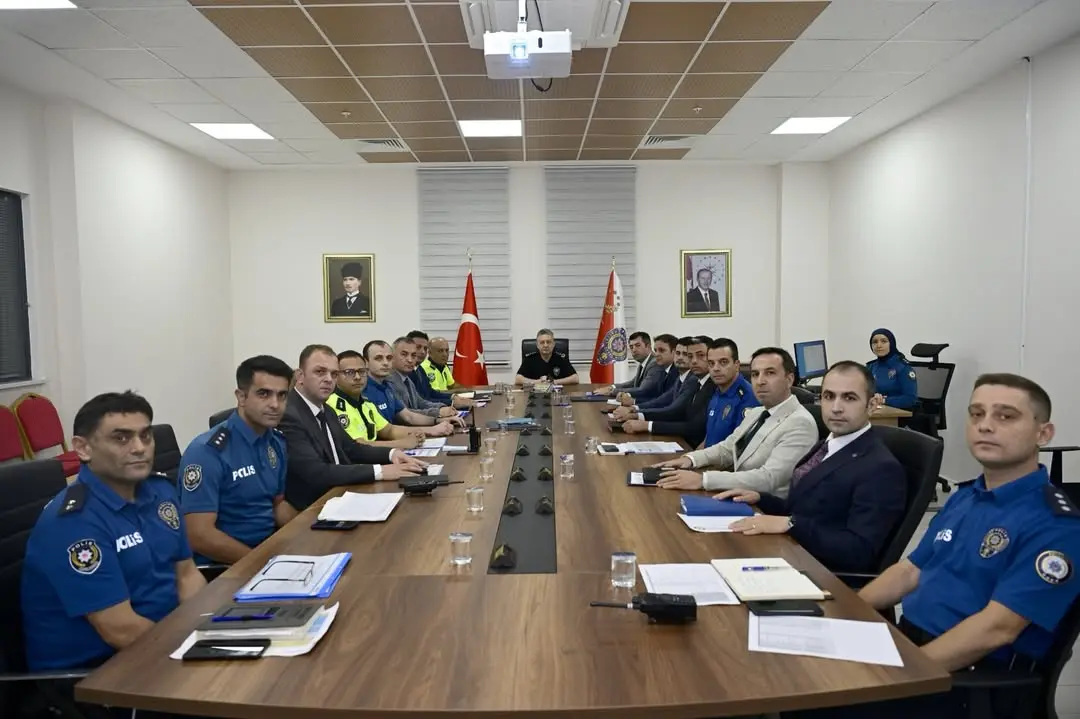 Adıyaman İl Emniyet Müdürlüğü Haftalık Değerlendirme Toplantısı Gerçekleştirdi