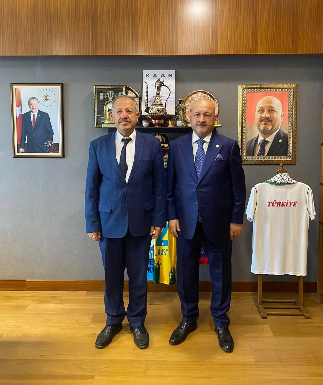 TBMM Plan ve Bütçe Komisyonu Üyesi Resul Kurt'tan Çelikhan Belediye Başkanı Mahmut Şahin'e Teşekkür