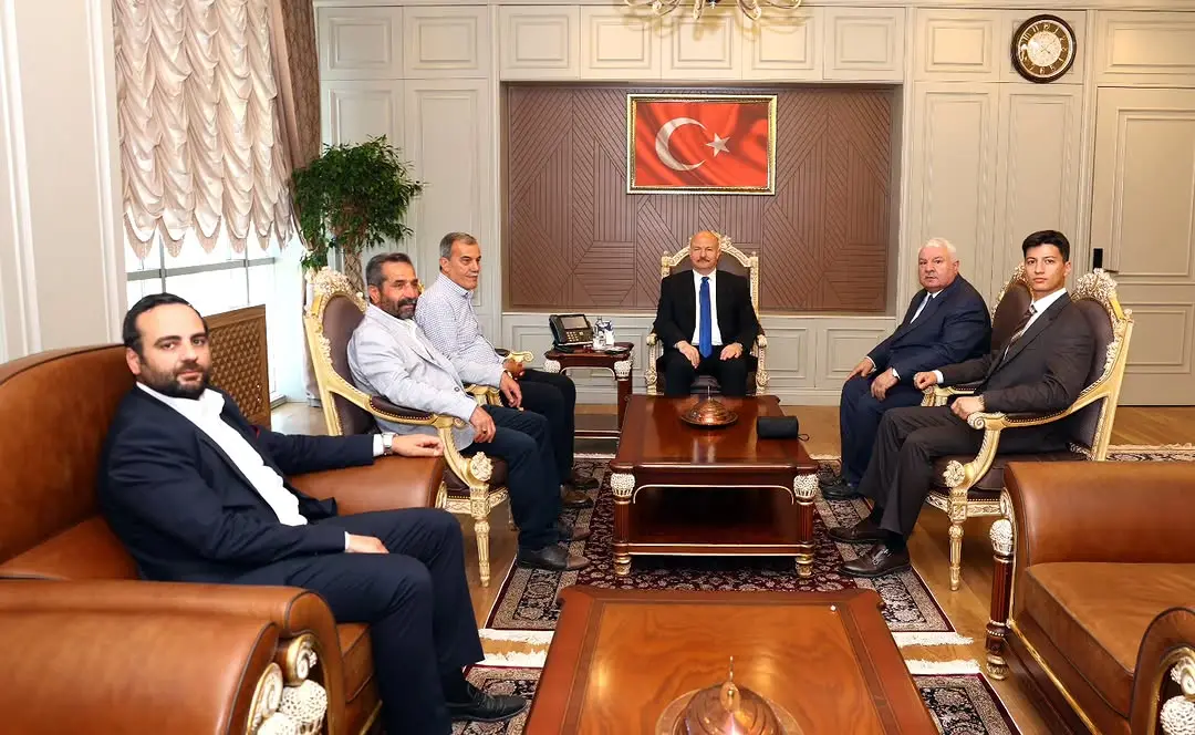 GAP Gazeteciler Cemiyeti Başkanı Zeynel Abidin Kıymaz Vali Abdullah Küçük'ü Ziyaret Etti