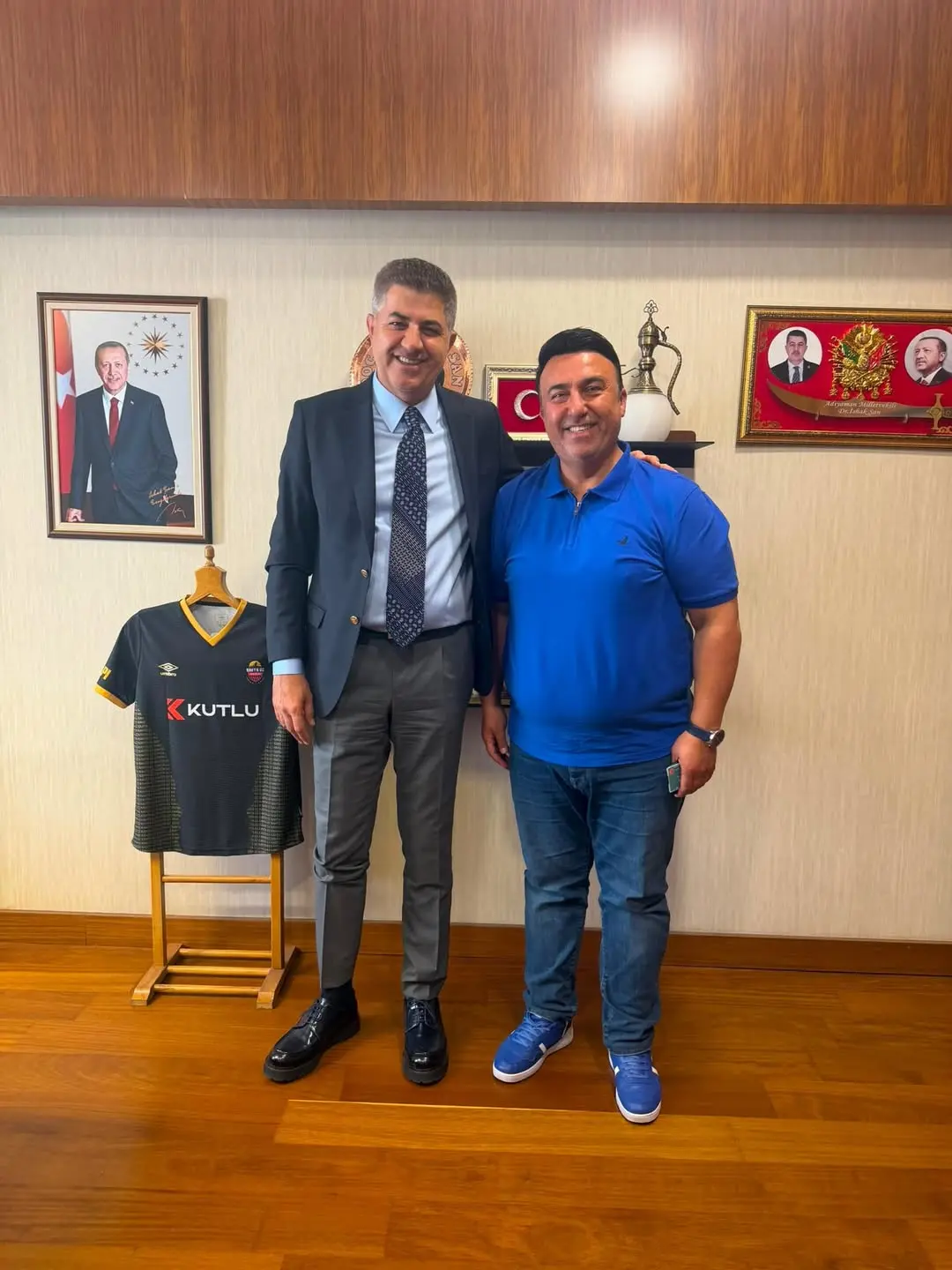 TBMM Başkanlık Divan Katip Üyesi Doç. Dr. İshak Şan'dan Fatih Taştan'a Teşekkür