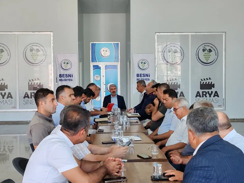 Besni Belediyesi'nin Haftalık İstişare ve Değerlendirme Toplantısı