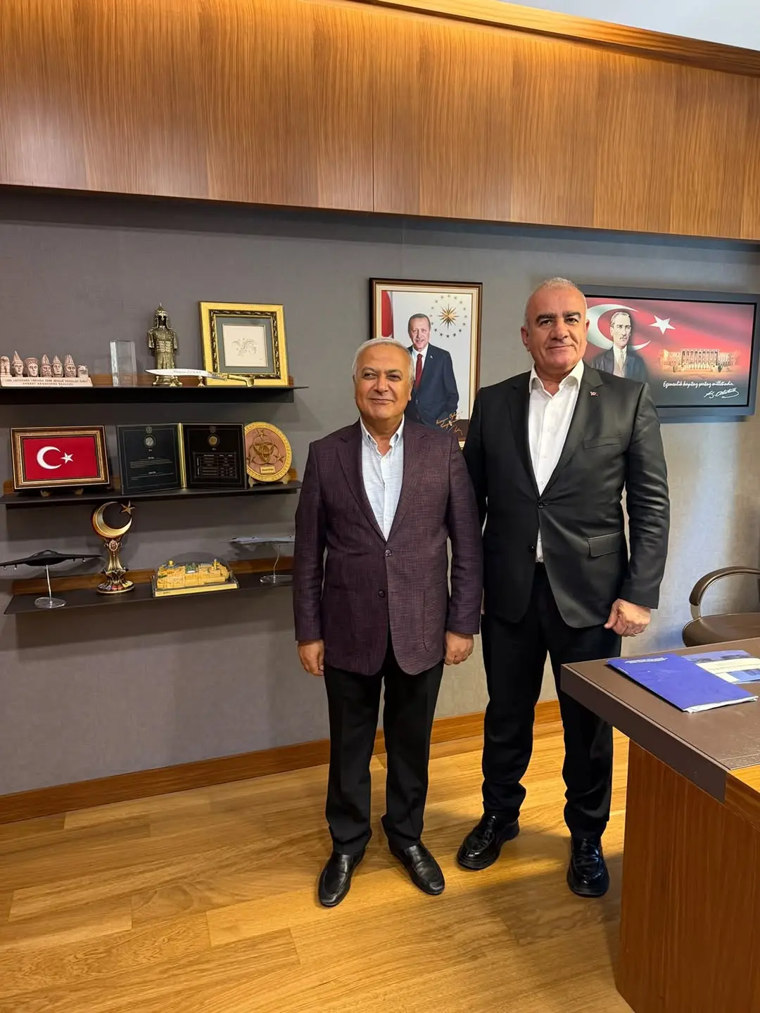 TBMM'de Kahta Kanaat Önderi Ömer Yılancı Misafir Edildi