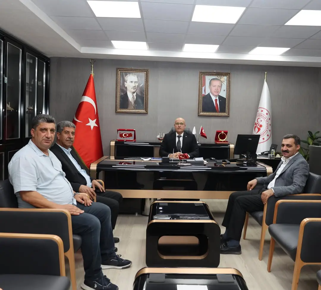 Besni'nin Gençlik ve Spor Yatırımları Değerlendirildi