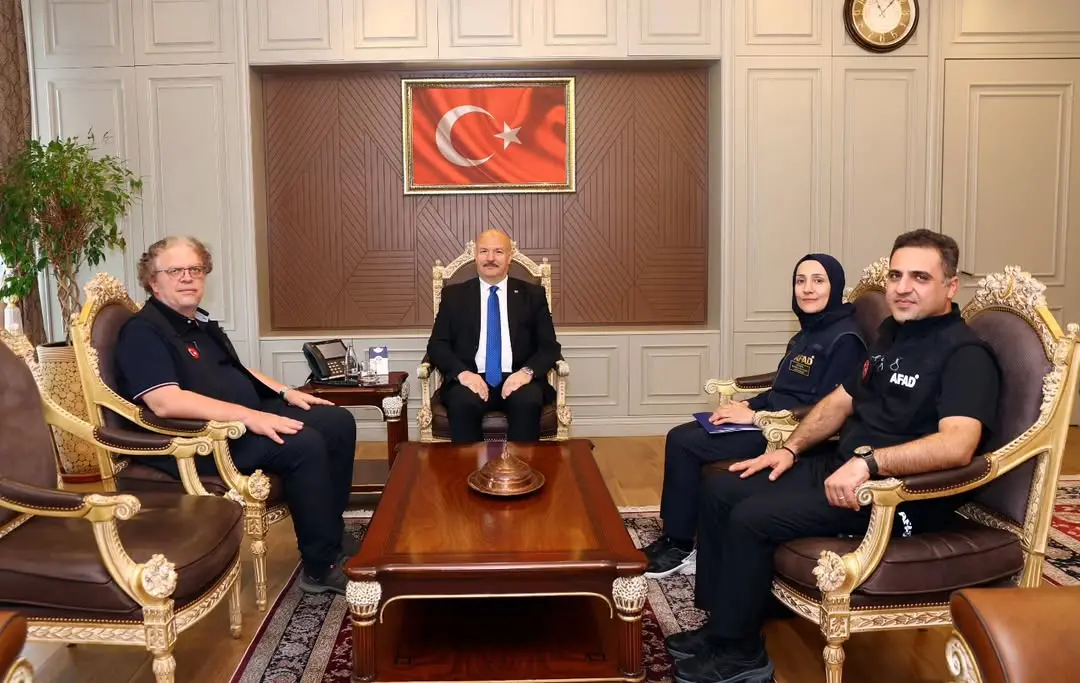 Adıyaman Valiliği, AFAD Yetkilileri ile Toplantı Gerçekleştirdi