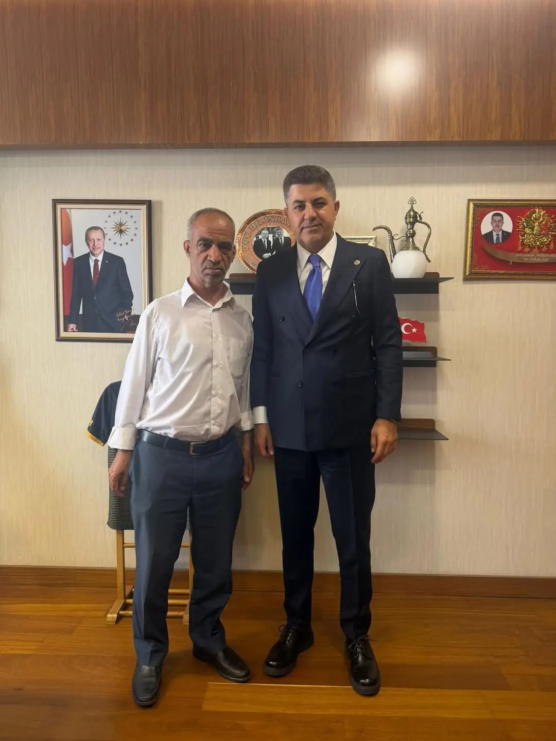 TBMM Başkanlık Divan Katip Üyesi Doç. Dr. İshak Şan'dan Ahmet Arı'ya Teşekkür