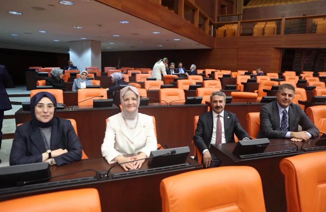 TBMM Genel Kurul Salonunda Görüşmeler Tamamlandı