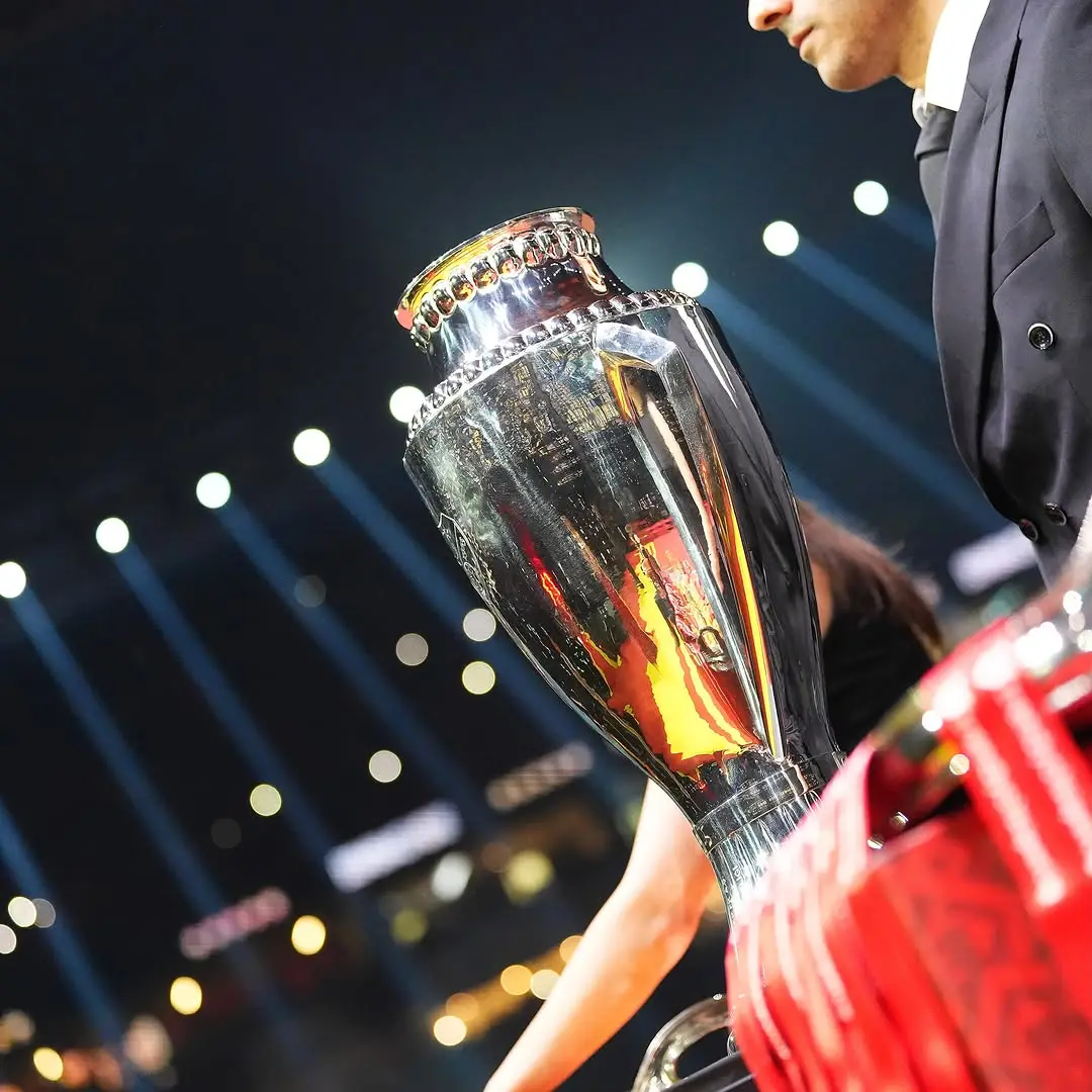 Galatasaray Spor Kulübü Şampiyonlar Ligi'nde Yeniden Şampiyon Oldu