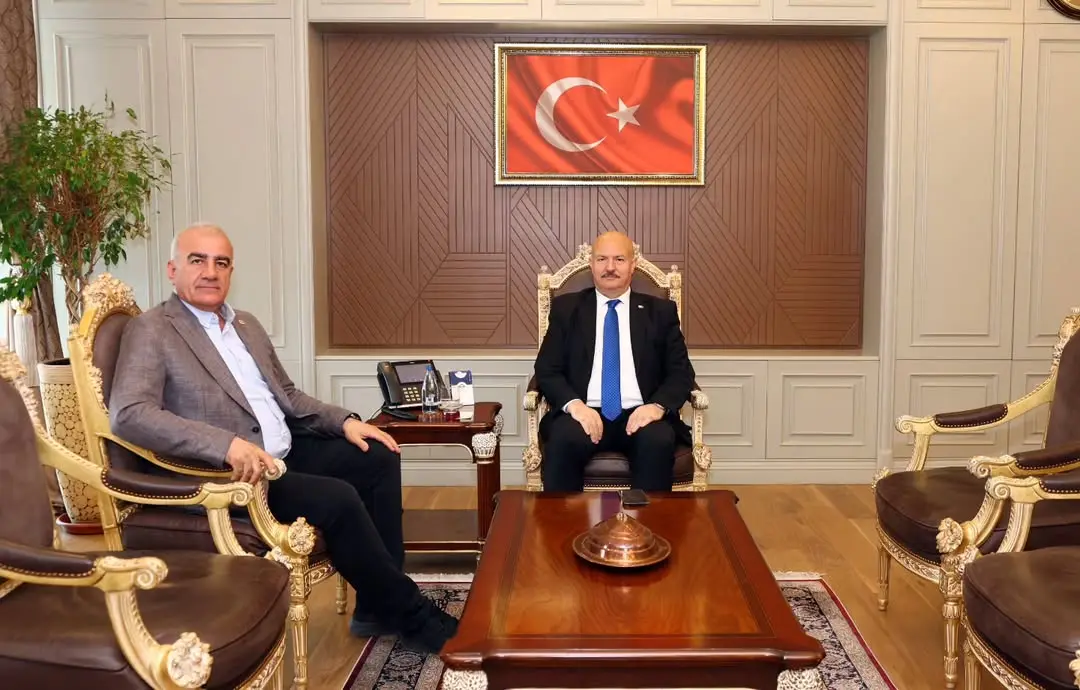 Adıyaman Valiliği'nden Önemli Ziyaret: Vali Abdullah Küçük, Milletvekili Hüseyin Özhan'ı Kabul Etti