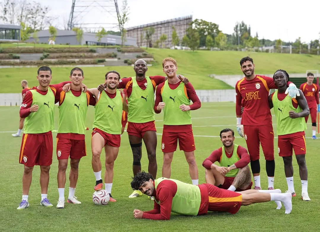 Galatasaray Spor Kulübü Futbol Takımı Antrenmanında Kazananlar Belli Oldu