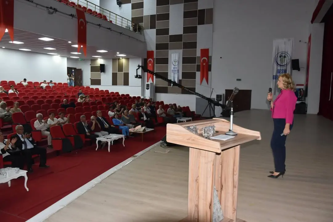 Besni Eğitim Bayramı'nda Göz Sağlığı Konferansı Düzenlendi
