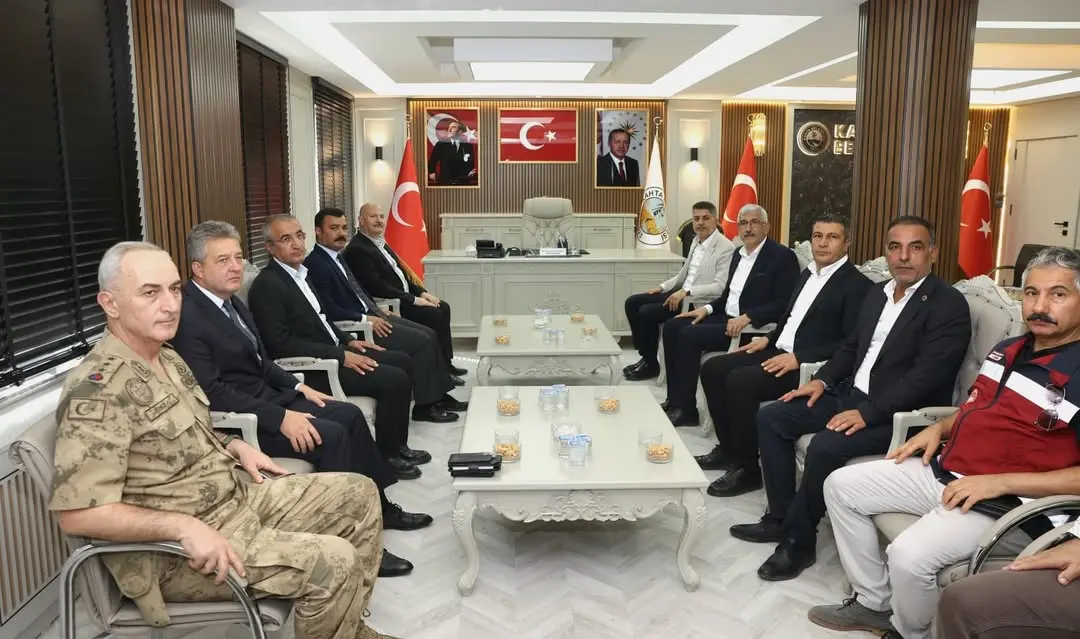 Kahta Belediyesi'ne Ziyarette Bulunan Heyetten Açıklama