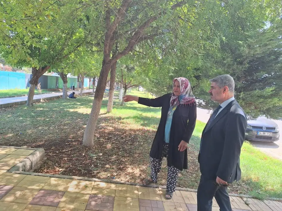 Besni Belediye Başkanı Reşit Alkan Esnaf Ziyaretlerini Sürdürüyor
