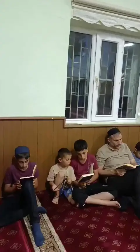 Hicret Cami İmam Hatibi Hüseyin Bozkurt, Mahalle Çocuklarını Camiyle Buluşturarak Eğitim Vermeye Devam Ediyor