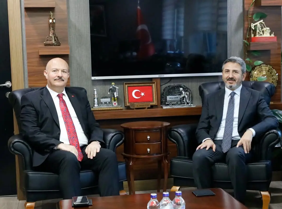 Bakan Yardımcısı Aydın ve Vali Küçük Bir Araya Gelerek Adıyaman'ın İhtiyaçlarını Masaya Yatırdı