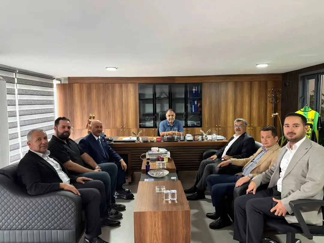 AK Parti Adıyaman İl Başkanı ve Merkez İlçe Başkanı İş İnsanı Hicri Çelik'i Ziyaret Etti