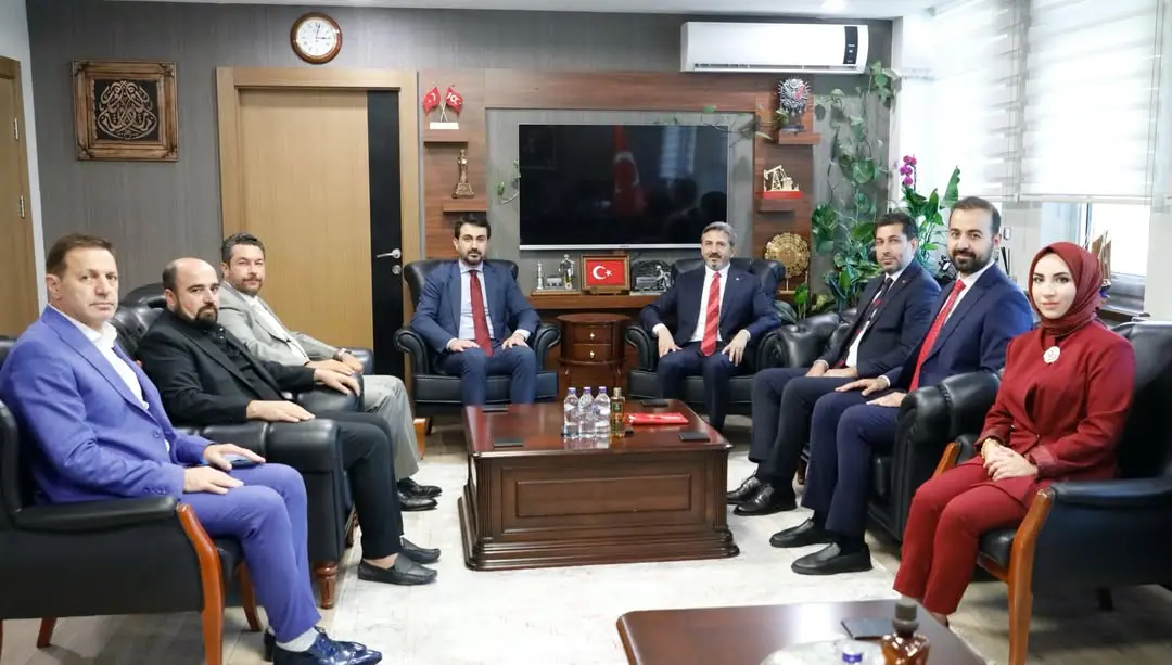 AK Parti Çankaya İlçe Başkanı ve İlçe Yöneticileri Bakanlıkta Toplandı