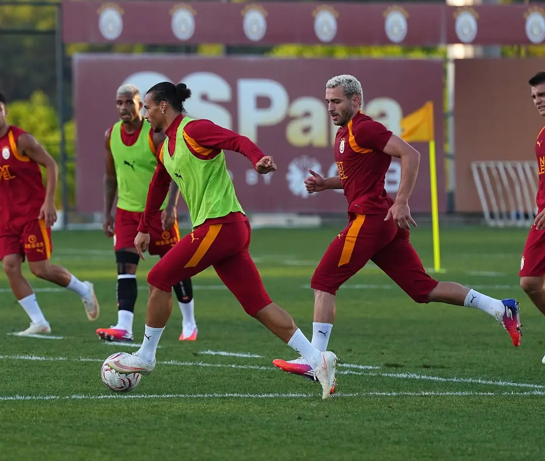 Galatasaray Ailesine Günaydın Mesajı