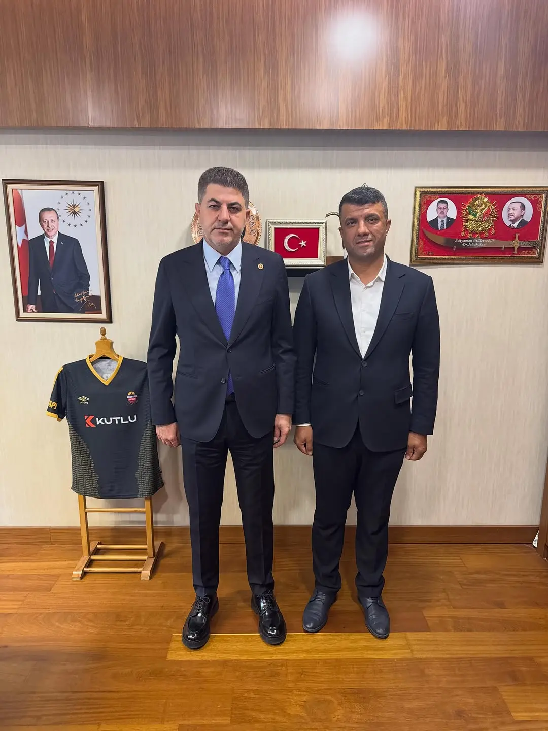 TBMM Başkanlık Divan Katip Üyesi Doç. Dr. İshak Şan'dan Teşekkür