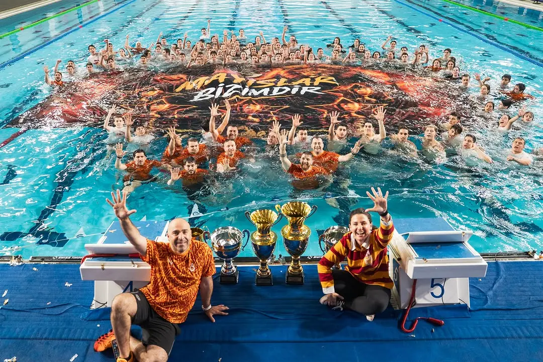 Galatasaray Orzax Yüzmede 6 Kategoride Türkiye Şampiyonu!