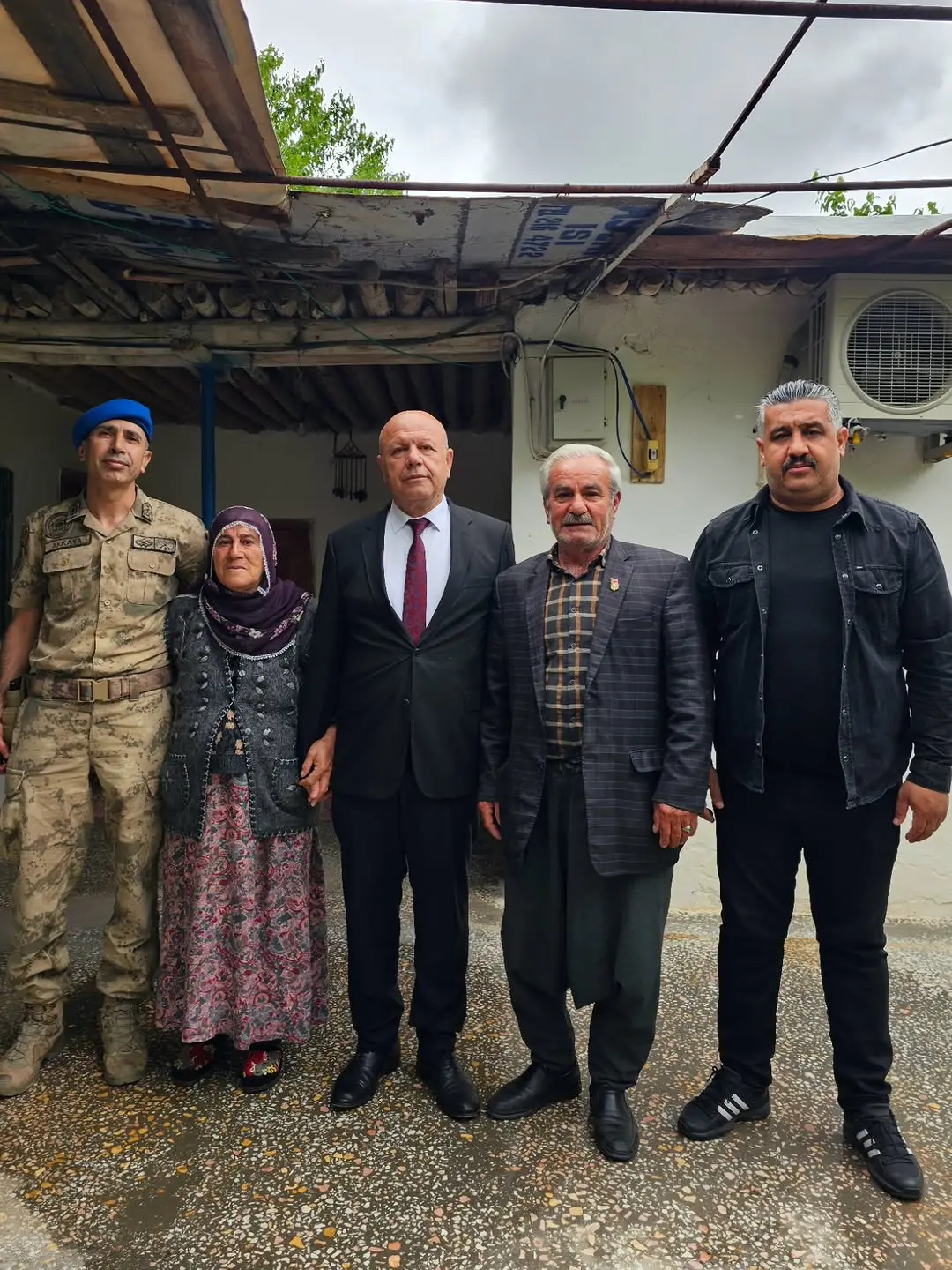 Adıyaman İl Kültür ve Turizm Müdürü Mehmet Yelken'den Gazi ve Şehit Ailelerine Bayram Ziyareti
