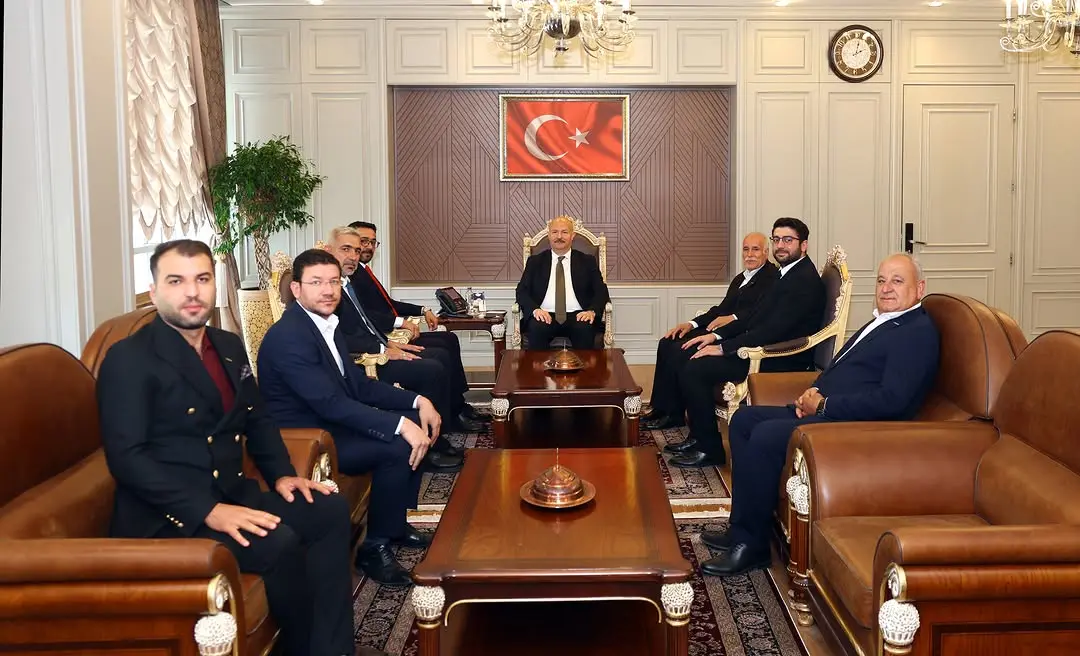 ASKON Adıyaman Şube Başkanı ve Yönetimi Vali Küçük'ü Ziyaret Etti