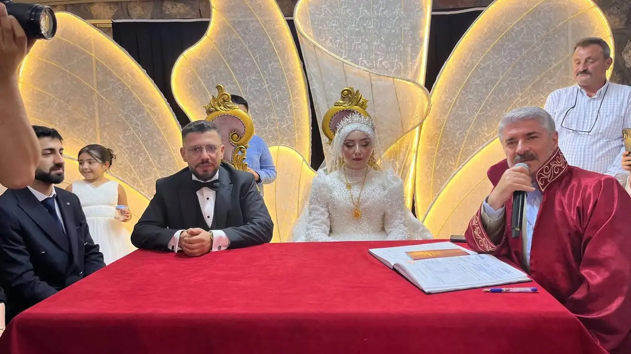 Besni Belediyesi'nin Düğün Törenine Katılımı