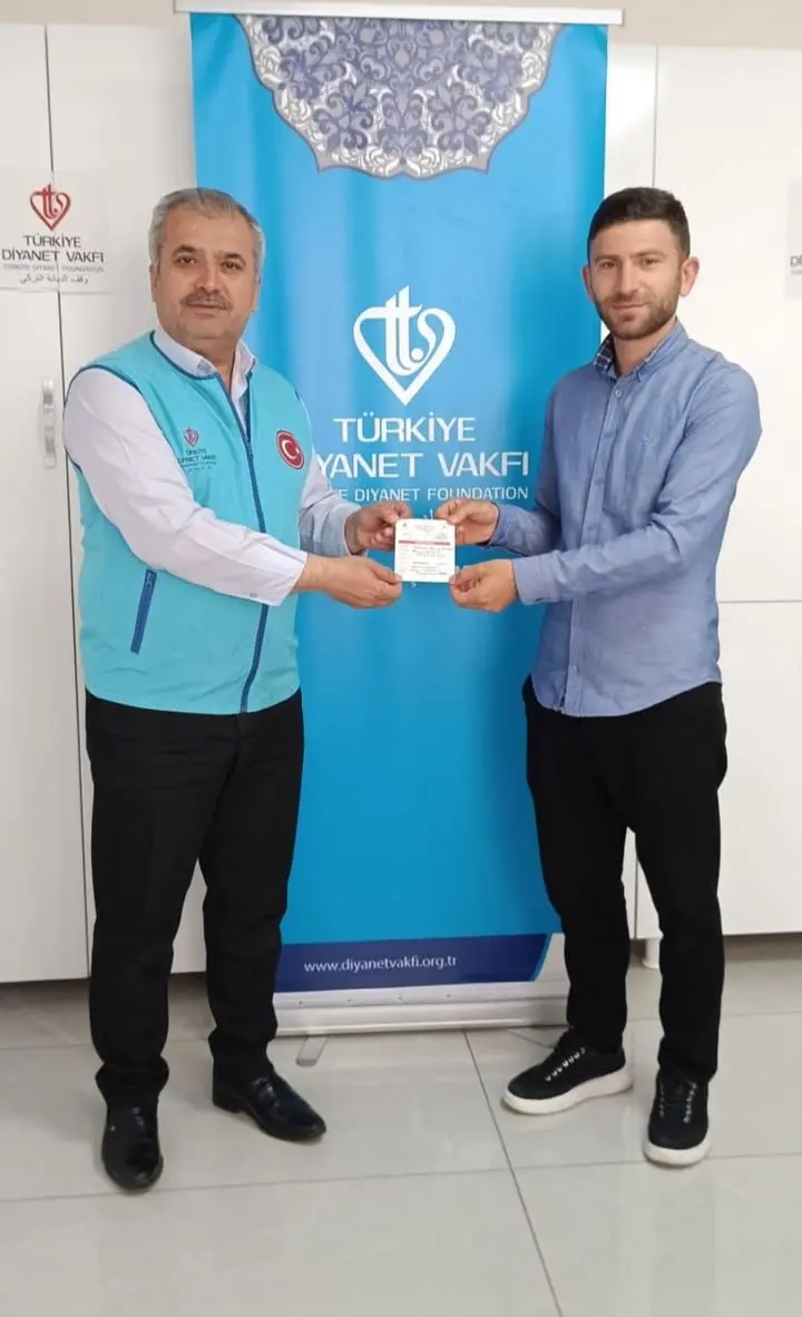 Fatih Camii Müezzininden Yurt Dışına Vekâlet Kurban Bağışı