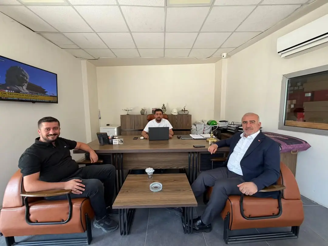 Önceki dönem İl Yönetim Kurulu Üyemiz, iş adamı Abdurrahman Dursun’a ziyarette bulunduk....