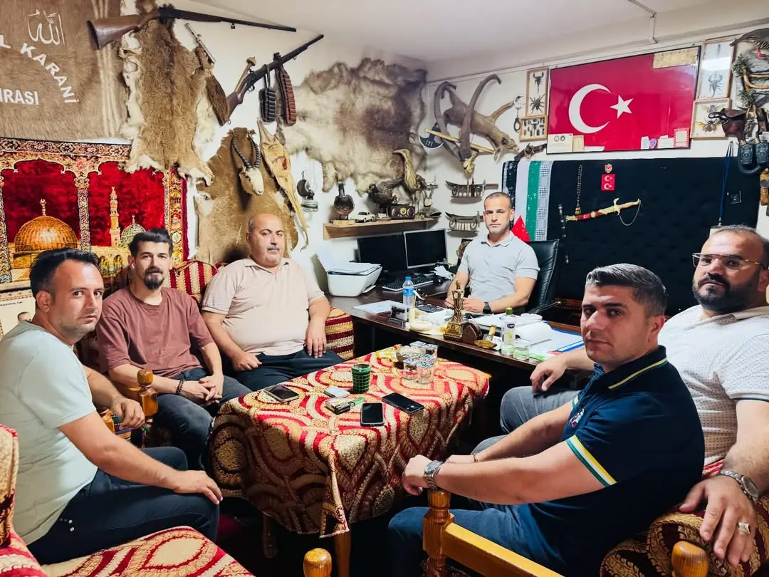İş İnsanı Abdulvahap Can'dan MHP Kahta İlçe Başkanlığı görevine atanan Haşim Turan'a teşekkür