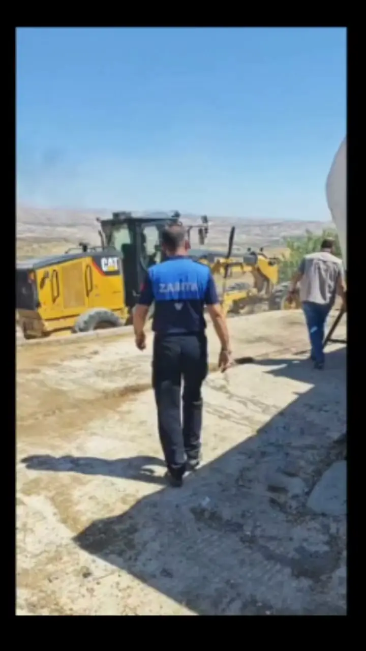 Besni Belediyesi Personelleri Canlı Hayvan Pazarında Düzenleme Çalışması Yaptı