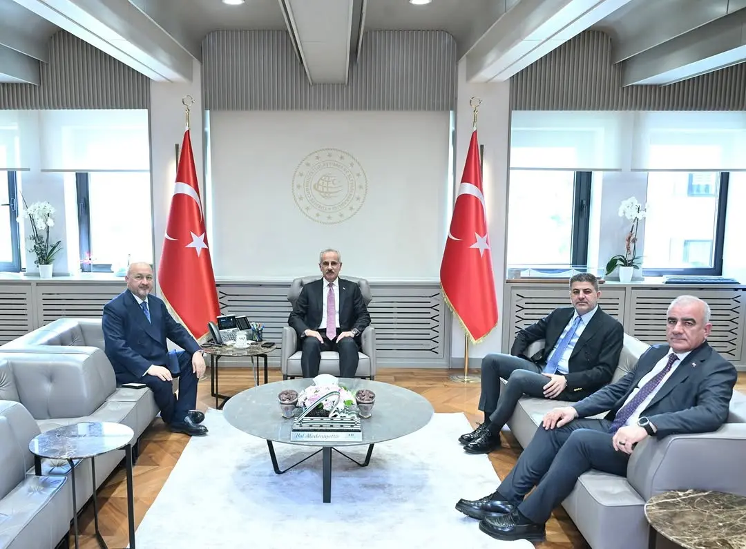 Adıyaman Milletvekilleri Ulaştırma Bakanı Uraloğlu'nu Ziyaret Etti