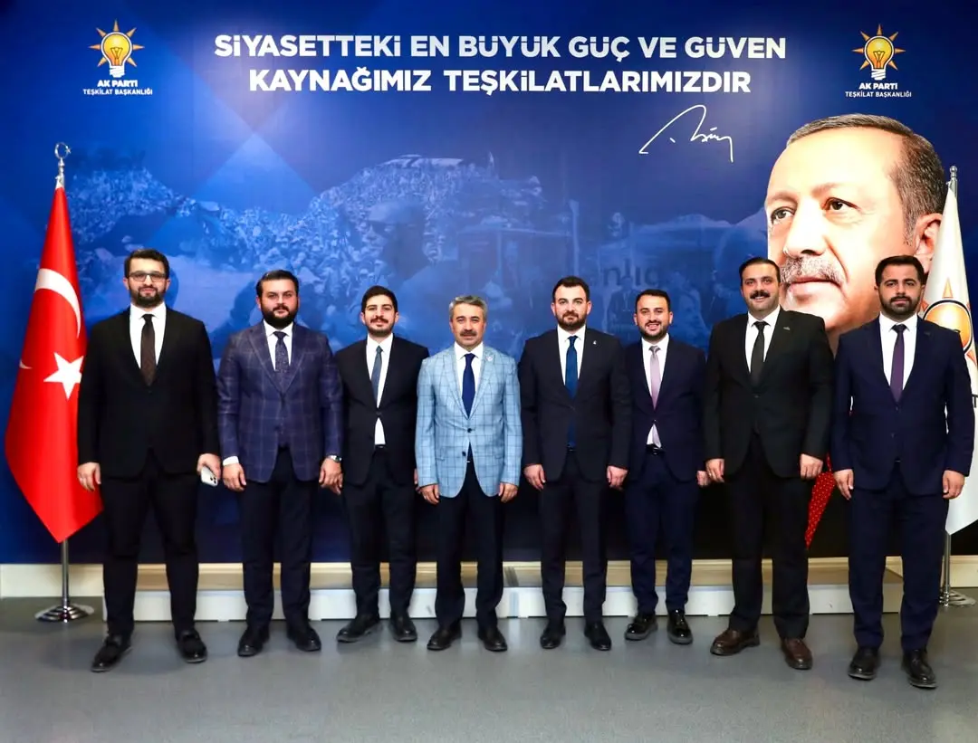 AK PARTİ Gençlik Kolları Başkanları AK PARTİ Genel Merkezini Ziyaret Etti