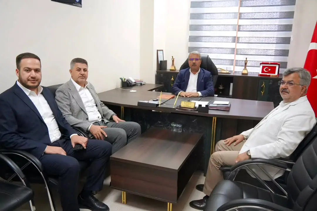 AK Parti Adıyaman Milletvekili Doç. Dr. İshak Şan ve İl Başkanı Ekrem Çadır, Birlik Başkanı Ziya Duranay'ı Ziyaret Etti