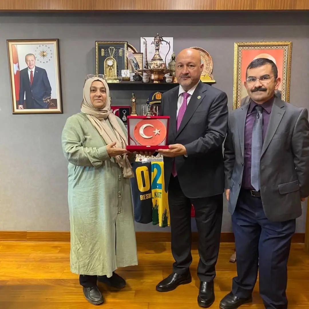 TBMM Plan ve Bütçe Komisyonu Üyesi Resul Kurt, Sosyal Güvenlik Çalışanları Sendikası Temsilcileri ile Görüştü