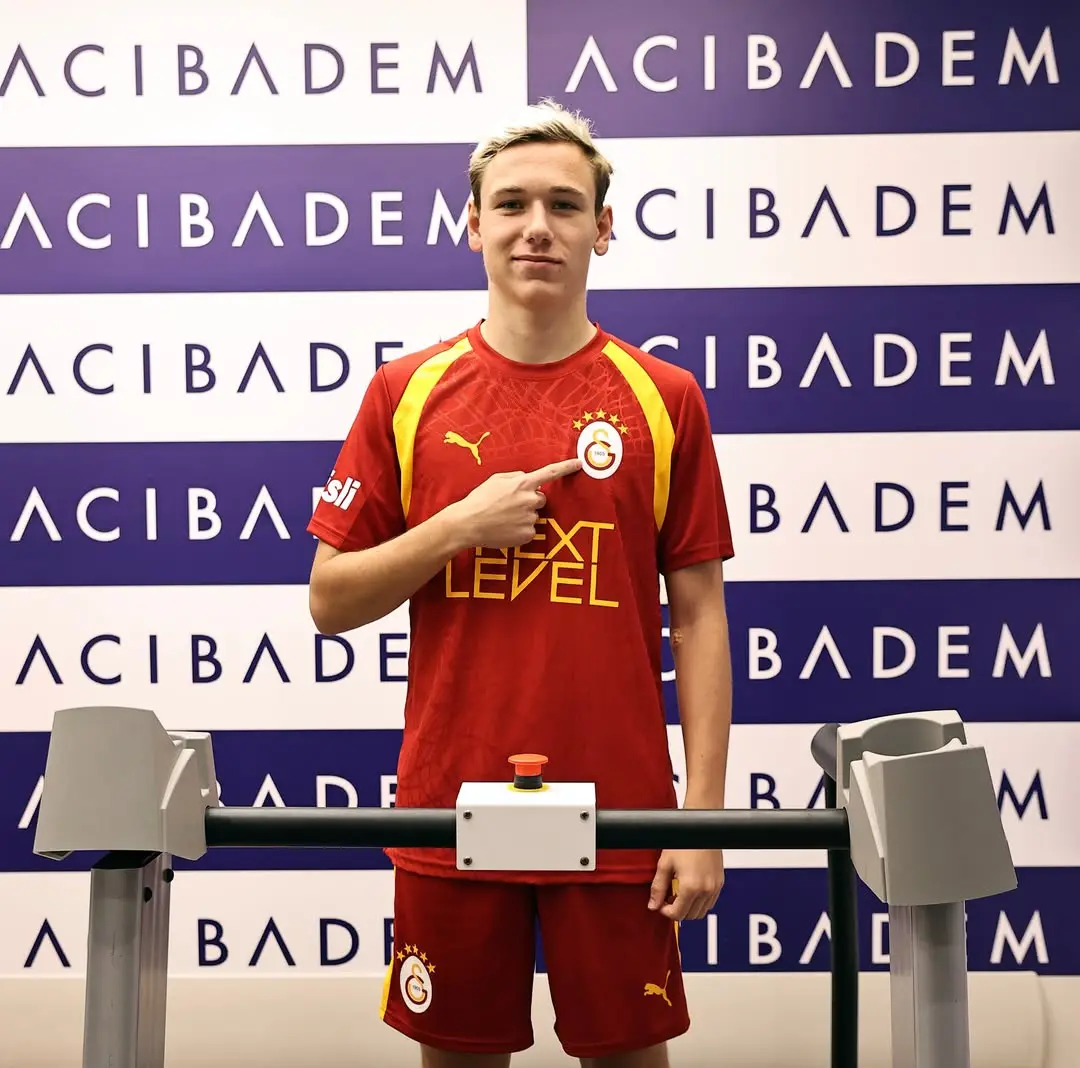 Galatasaray'ın Yeni Transferi Aleksei Batrakov Sağlık Kontrolünden Geçti